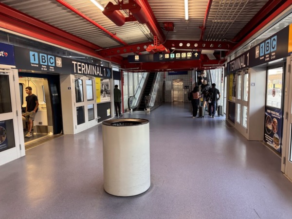 Terminal 1, conexión entre puertas y transporte interno en O'Hare