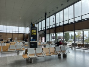 Sala de espera en el Aeropuerto de Valladolid, España