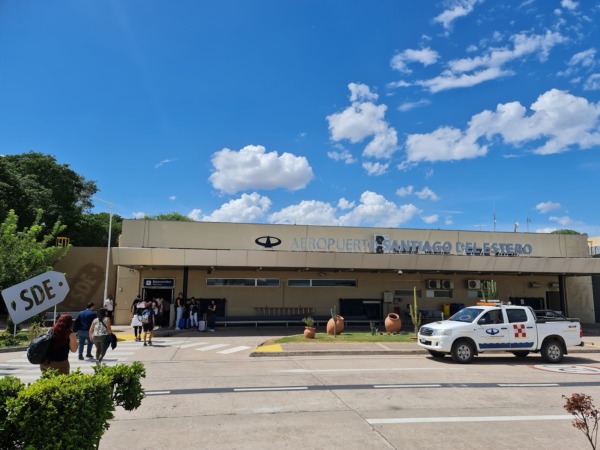 Aeropuerto de Santiago del Estero: Llegadas y salidas