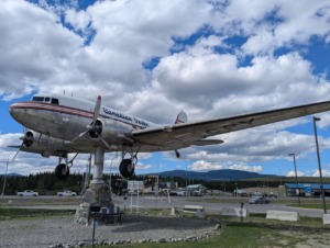 Avión Canadian Pacific en Whitehorse, Canadá