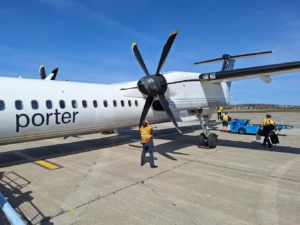 Avión Porter en el aeropuerto de Charlottetown