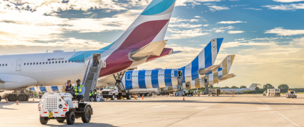 Aviones estacionados en el Aeropuerto Internacional de La Romana