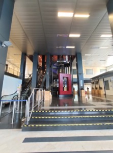 Entrada del Aeropuerto de Comiso Pio La Torre