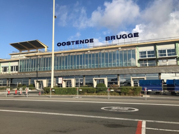 Fachada del Aeropuerto de Ostende-Brujas, Bélgica