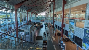 Vista interior del Aeropuerto de Thunder Bay, Canadá