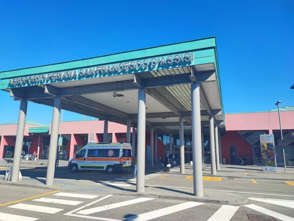 Fachada del Aeropuerto de Perugia San Francesco d’Assisi