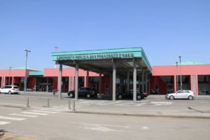 Fachada del Aeropuerto de Perugia San Francesco d’Assisi