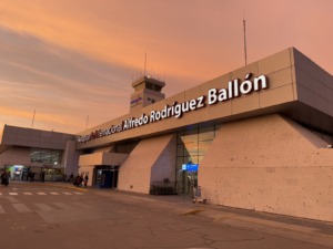 Fachada del Aeropuerto Internacional Alfredo Rodríguez Ballón, Arequipa