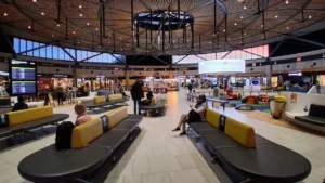 Zona de espera en el aeropuerto de Lyon