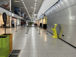 Interior del Aeropuerto Internacional Rosario Islas Malvinas