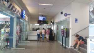 Interior del Aeropuerto Internacional de Chiclayo, Perú