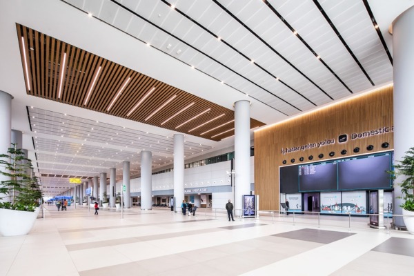 Zona de llegadas nacionales en el Aeropuerto de Estambul