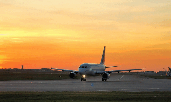 Llegadas de vuelos al Aeropuerto de Varsovia