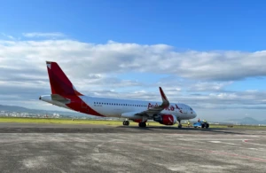 Avión de Avianca en el aeropuerto de Pereira