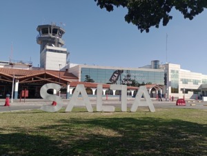Aeropuerto Internacional de Salta, Argentina: una vista exterior