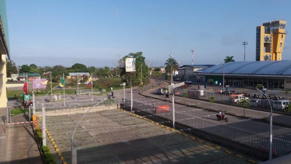 Vista del aeropuerto El Caraño en Quibdó, Colombia