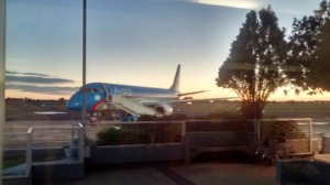 Avión de Austral en el Aeropuerto de Santa Rosa
