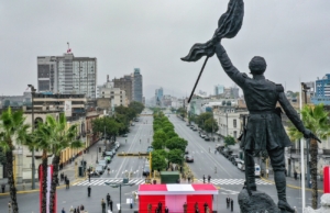 🏛️ Plaza Bolognesi: Un Homenaje al Valor Peruano
