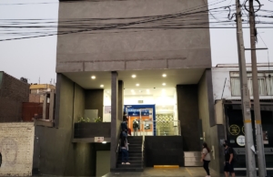 BCP Del Aire – Av. Agustín De La Rosa Toro 750