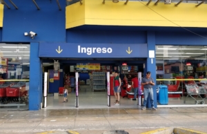Plaza Vea – Benavides 5102