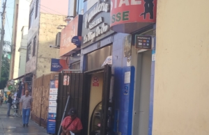 Botica Farmasonrisa – Av. Militar 1542