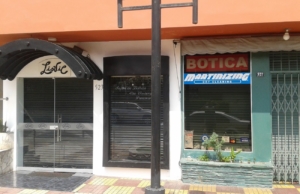 Botica Los Laureles – Calle Los Laureles 531