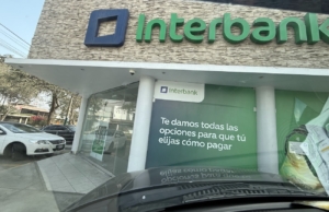 Cajero automático Interbank – Av. Ricardo Elías Aparicio 695