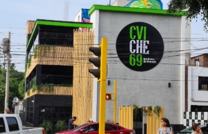 Papa John’s – Av. Alfredo Benavides 3800