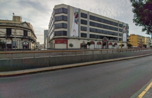 Universidad Las Américas – Av. Garcilaso de la Vega