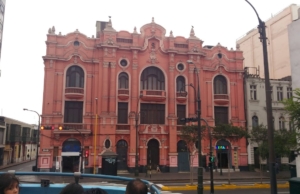 Boticas Perú – Av. Nicolás De Piérola 798