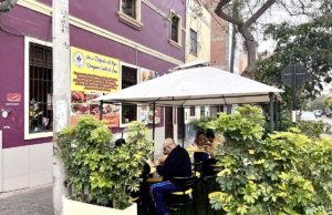El Farolito