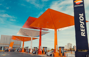 Estación de Servicio Repsol – Av Nicolás Arriola
