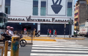 Farmacia Universal – Av. Emancipación 799