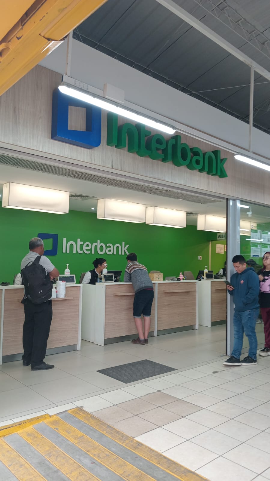 Agente Interbank - Av. Vargas Machuca 411 - Viajar a Perú