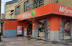 Mi Farma – Av. Alejandro Velasco Astete 2695