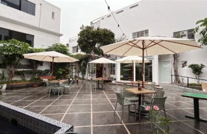 Mevak | La Bodegueria Inversiones Peruanas S.R.L. – Av. Comandante Espinar 473