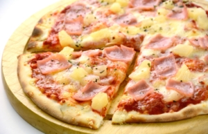  La Pizza Hawaiana: Un Clásico Controvertido con Sabor Peruano