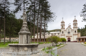  Convento de Santa Rosa de Ocopa: Historia, fe y cultura en el corazón de Concepción