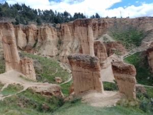 🌄 Torre Torre en Huancayo: El Bosque de Arcilla que Desafía el Tiempo