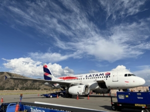 Avión LATAM en Jauja: Aeropuerto Francisco Carle