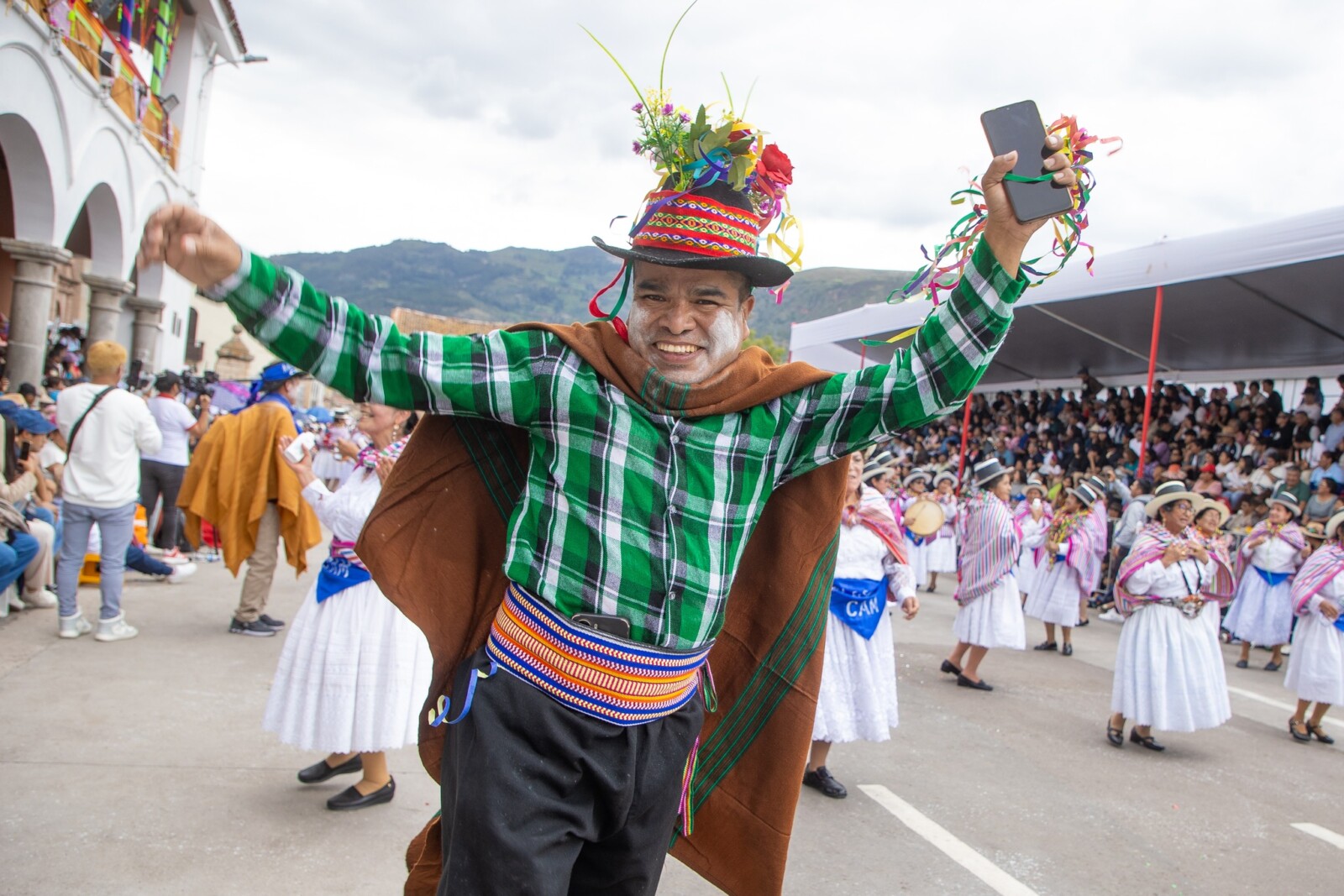 Ayacucho: Carnaval en la Plaza Mayor