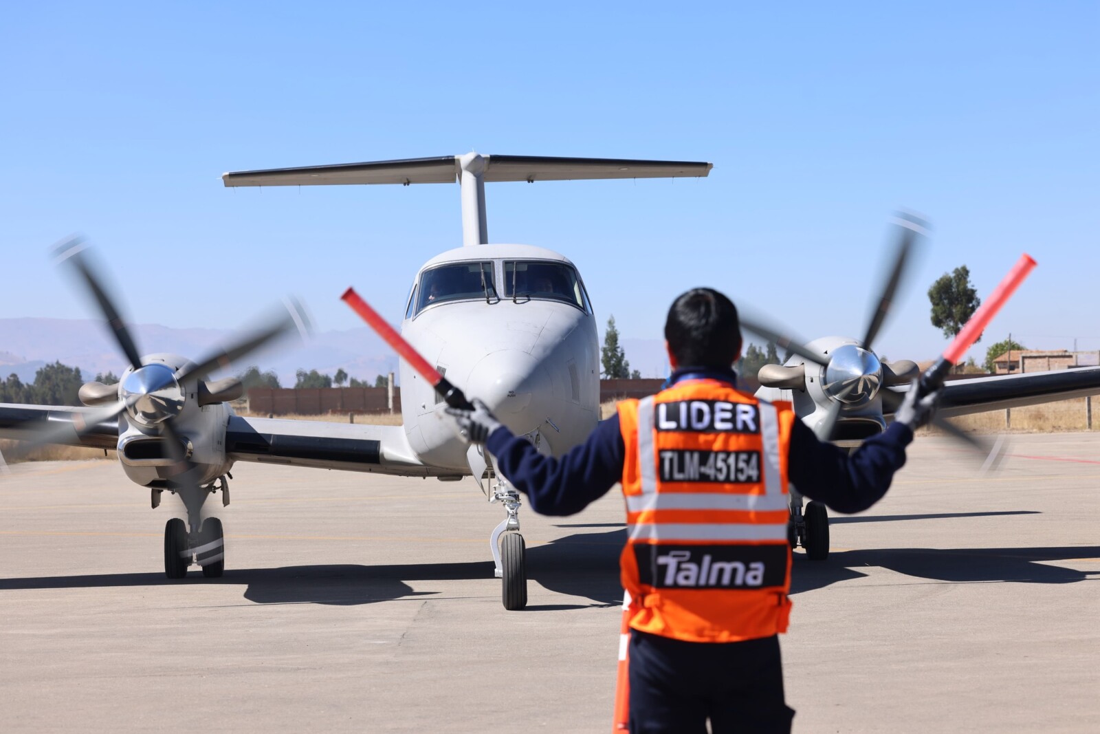 Guía en tierra: seguridad en el aeropuerto de Jauja