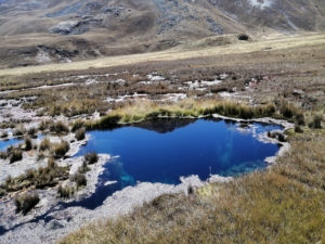 Reflejo en el agua en el Parque Nacional Huascarán