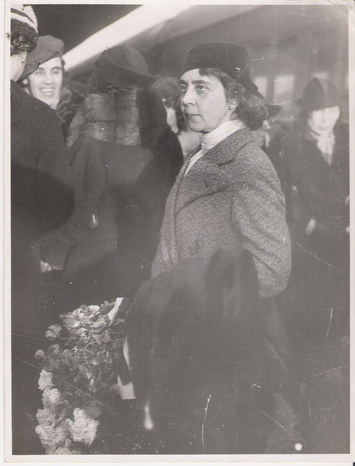 Angélica Palma: escritora entre la multitud