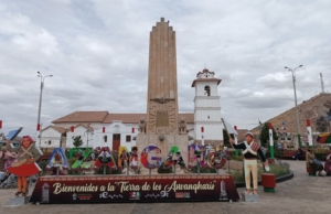 Plaza San Bernardo de Azángaro