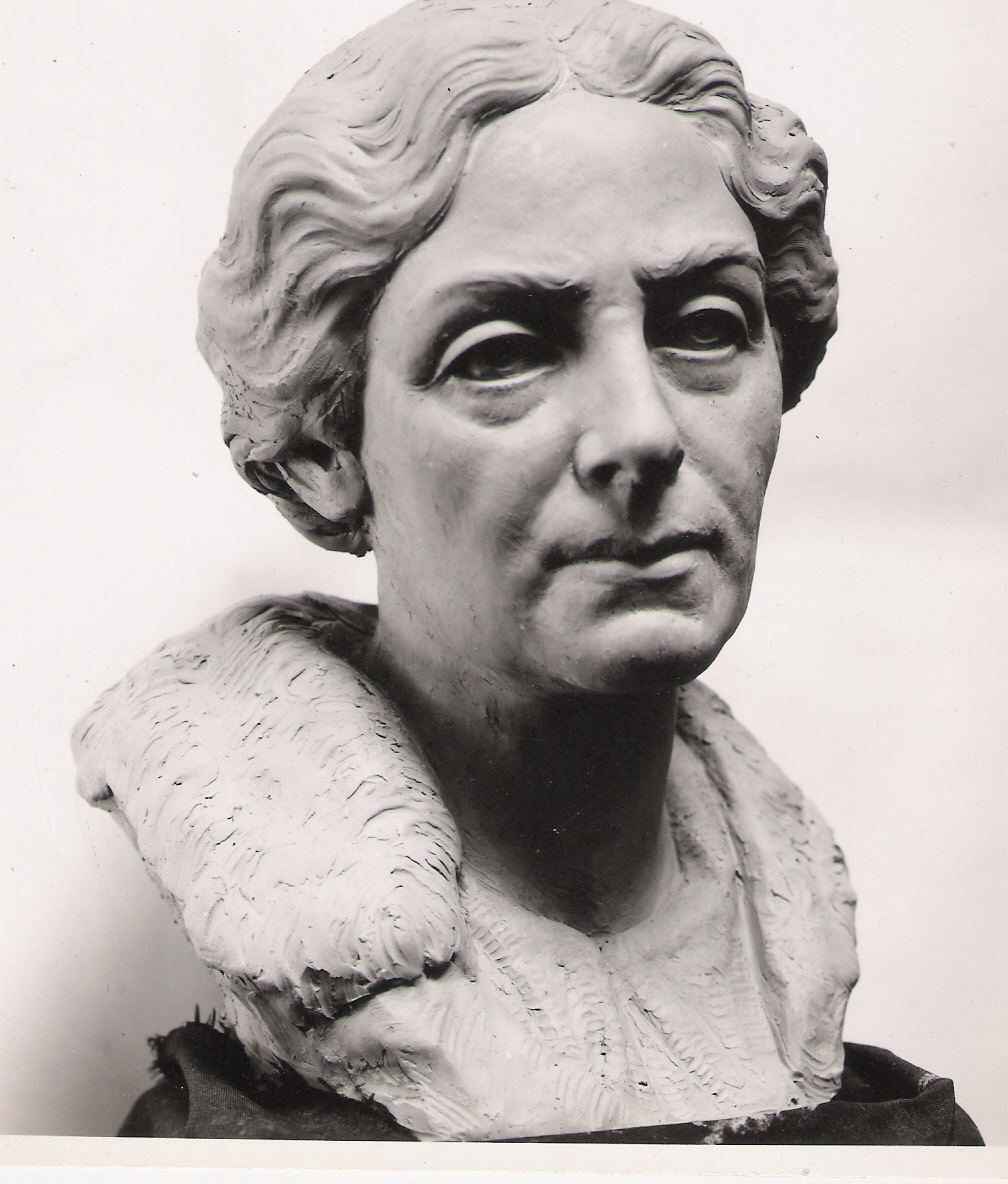 Escultura de Angélica Palma: busto en primer plano