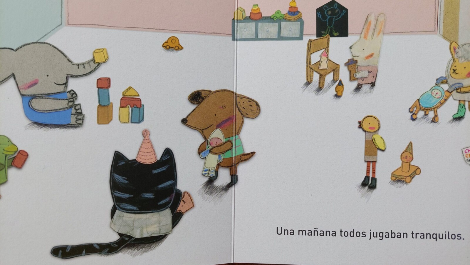 Juguetes y amigos: una mañana tranquila en la sala