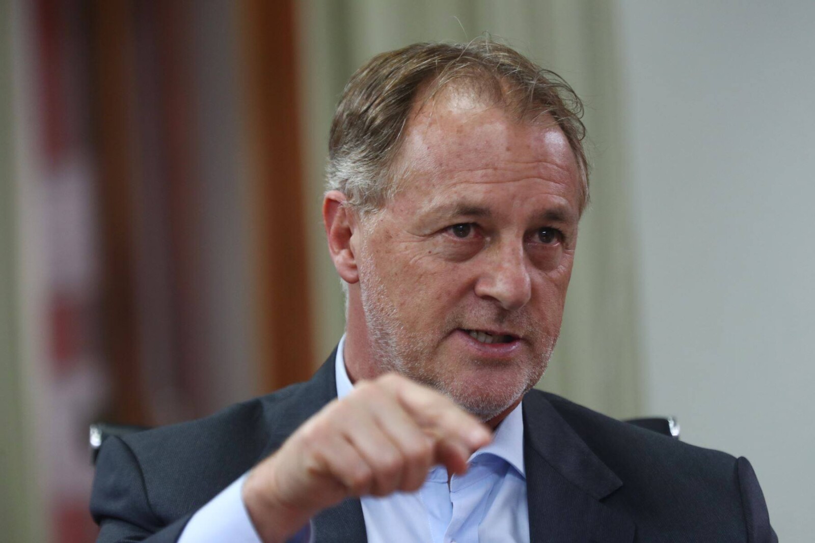 Jorge Muñoz Wells: retrato en primer plano