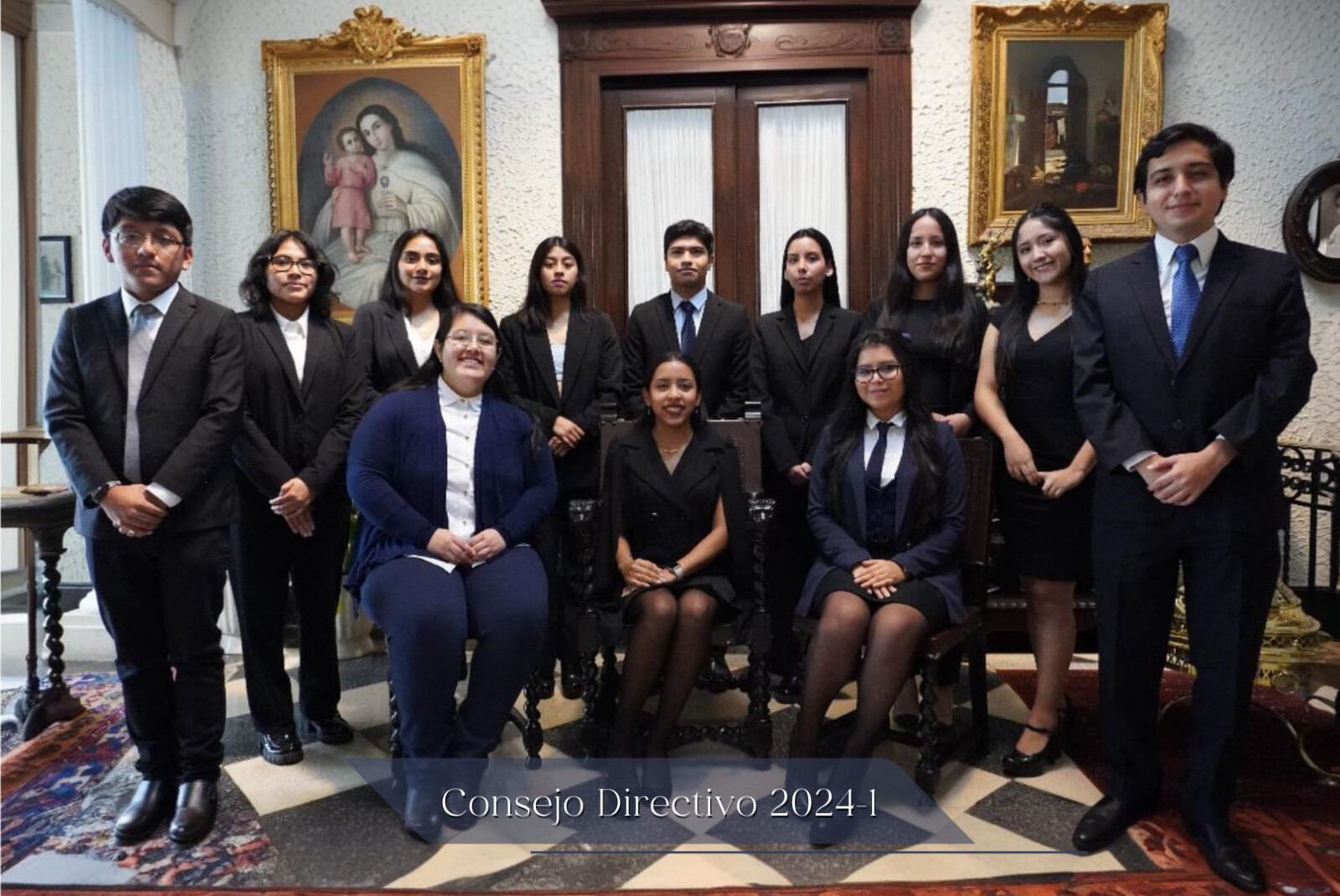 Jóvenes profesionales del derecho: equipo diverso
