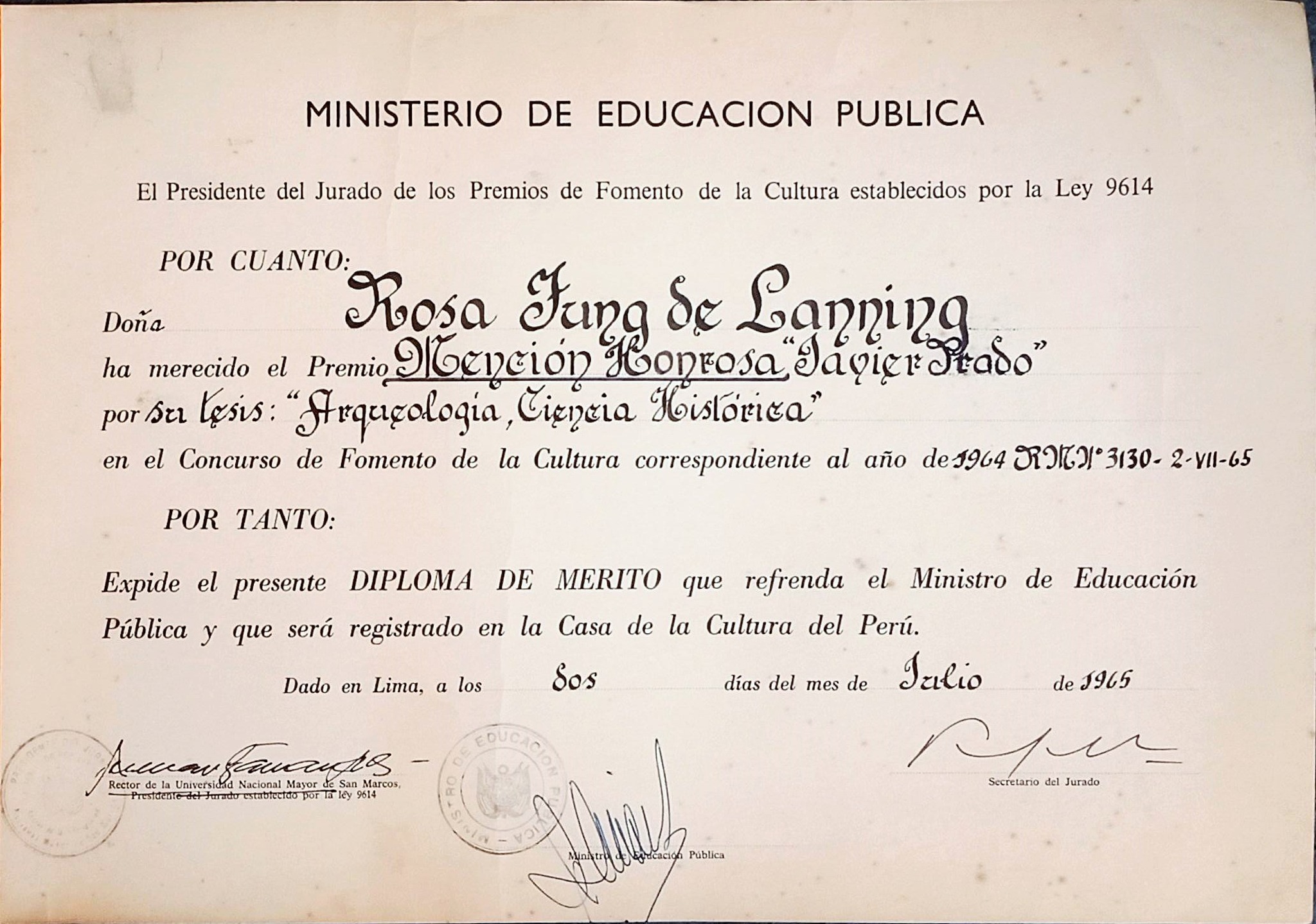 Reconocimiento a Rosa Fung de Lanning, arqueóloga peruana
